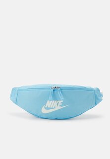 Поясная сумка HERITAGE UNISEX Nike Sportswear, цвет aquarius blue/sail