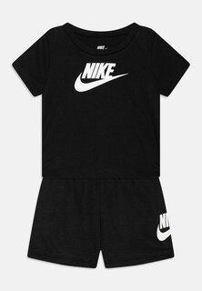 Футболка с принтом CLUB TEE UNISEX SET Nike Sportswear, цвет black
