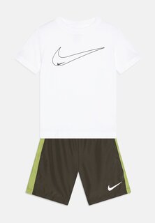 Шорты CLUB SET Nike Sportswear, цвет cargo khaki