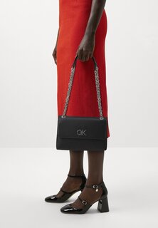Сумка RE-LOCK SHOULDER BAG Calvin Klein, цвет black jacquard mono