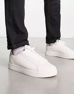 Pull&amp;Bear — базовые белые кроссовки на шнуровке