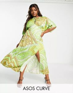 Зеленое атласное платье миди со вставками, каплевидным вырезом и принтом-шалью ASOS DESIGN Curve