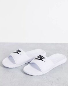 Белые сандалии Nike Victori