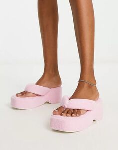 Розовые махровые сандалии Public Desire Havana со стойкой на носке и плоской подошвой на платформе
