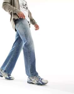 Светло-голубые широкие расклешенные джинсы ASOS