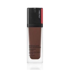 Shiseido Synchro Skin Самоосвежающая тональная основа со средним покрытием SPF 30 30 мл 560 Обсидиан
