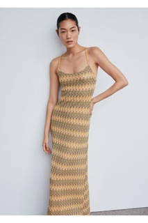 Платье с геометрической текстурой Mango, желтый