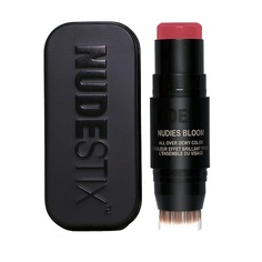 Румяна NUDESTIX Кремовые сияющие румяна в стике Nudies Bloom со встроенной кисточкой