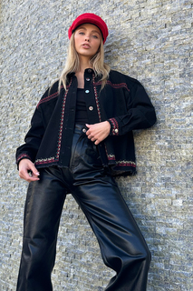 Женская черная джинсовая куртка с вышивкой Trend Alaçatı Stili, черный