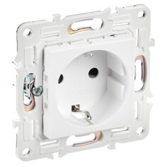 Розетки встраиваемые розетка 1 пост IEK Skandy с/з/ с/ш 16А арктический белый