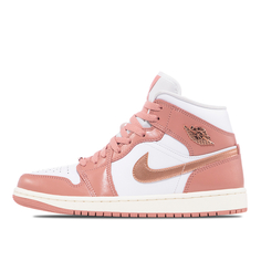 Женские кроссовки WMNS Air Jordan 1 Mid SE