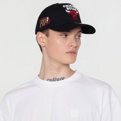 Кепка Classic Chicago Bulls Mitchell and Ness