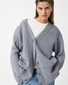 Удлиненный оверсайз кардиган с V-вырезом серого цвета