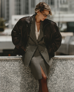 Куртка оверсайз из фактурной кожи шоколадного цвета