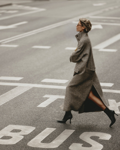 Ботильоны EKONIKA 2MOOD черного цвета