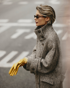 Короткие перчатки EKONIKA 2MOOD из кожи горчичного цвета