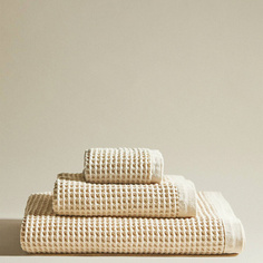 Полотенце ZARA HOME Хлопковое банное полотенце вафельной вязки 50 x 90