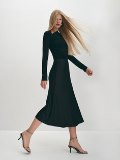 Трикотажный лонгслив с асимметричным вырезом M(46) Elis