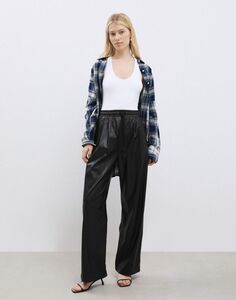 Чёрные брюки Loose straight из искусственной кожи Gloria Jeans