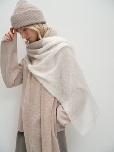 Вязаный палантин с мягкой шерстью (192*75) Elis