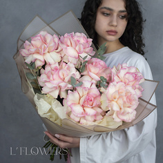 Букет живых цветов LFLOWERS Букет Кристиан Lflowers