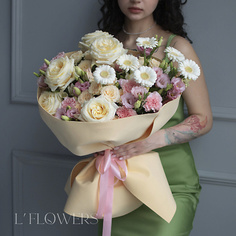 Букет живых цветов LFLOWERS Букет Медея Lflowers