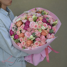 Букет живых цветов LFLOWERS Букет Шанти Lflowers