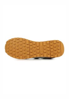 Полукеды Travis Originals Colmar, белые темно-красные