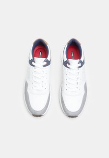Низкие кроссовки LABEL CON FASCIA Bata, белый