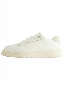 Кроссовки на шнуровке CONTRAST Bershka, белый