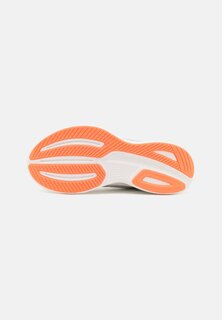 Кроссовки RIDE 17 Saucony, белый