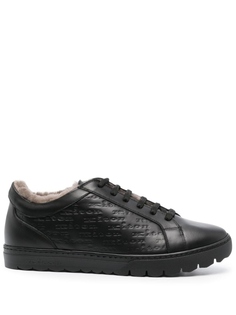 Kiton кроссовки с тисненым логотипом, черный