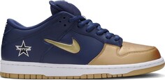 Кроссовки Nike Supreme x Dunk SB Low QS Metallic Gold, золотой