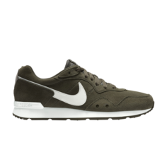 Кроссовки Nike Venture Runner Suede, зеленый
