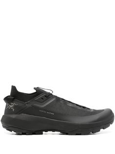 Arcteryx спортивные кроссовки Vertex Alpine, черный Arcteryx