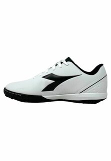 Кроссовки для футзала с шипами Diadora, черные