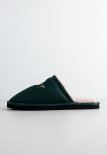 Тапочки TAMAWARE GANT, цвет dark green