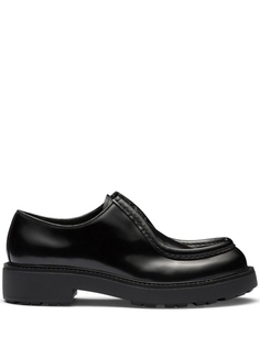 Prada туфли на шнуровке, черный
