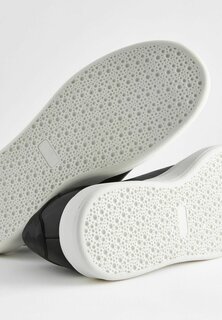 Кроссовки Edit Chunky Next, черные