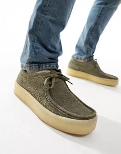 Серые замшевые туфли Clarks Originals Wallabee с чашкой
