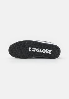 Скейтерская обувь FUSION Globe, черный