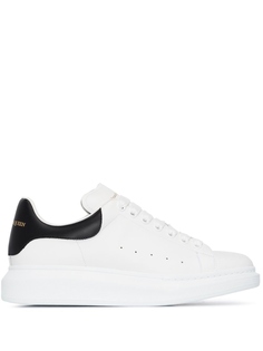 Кроссовки Alexander McQueen Oversized 553680WHGP5, белый/черный