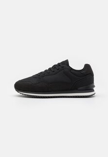 Низкие кроссовки Unisex Pier One, черный