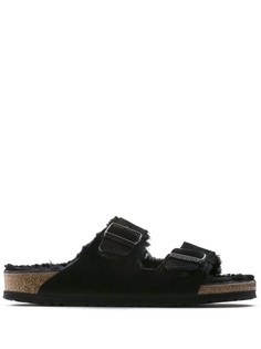 Birkenstock сандалии из овчины Аризона, черный