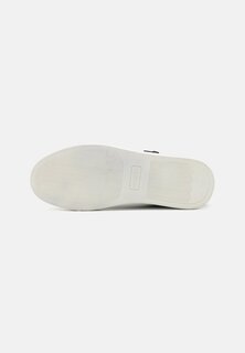 Кроссовки TODI IIK Guess, черный