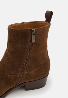 Классические ботильоны HAWLEY Steve Madden, цвет Cognac