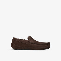 Тапочки Ascot из замши и овчины с вышитым логотипом Ugg, коричневый
