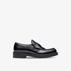 Кожаные лоферы с фирменной бляшкой Prada, черный