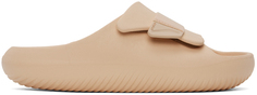Бежевые шлепанцы Mellow Luxe Recovery Crocs