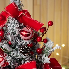 Искусственная елка настольная Зимнее волшебство